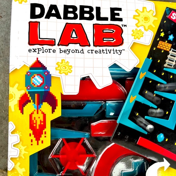 Kids Marble Lab Engineering Set NWT - Picture 2 of 6